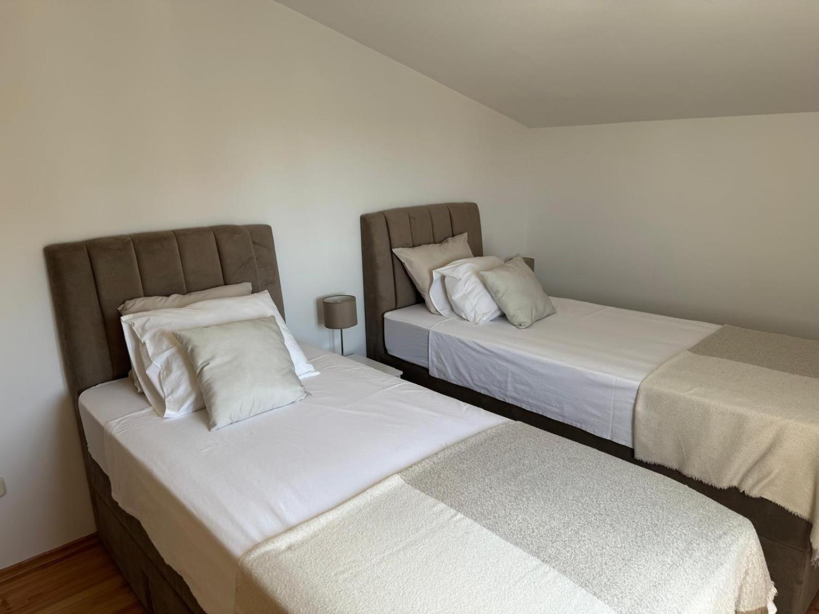 Perla Alba Apartments Tribalj Extérieur photo